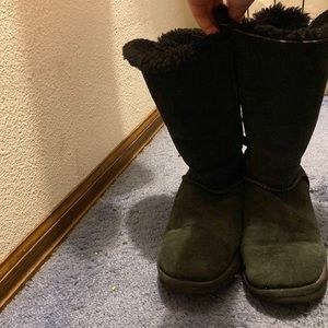 Tall black Uggs w/ bows